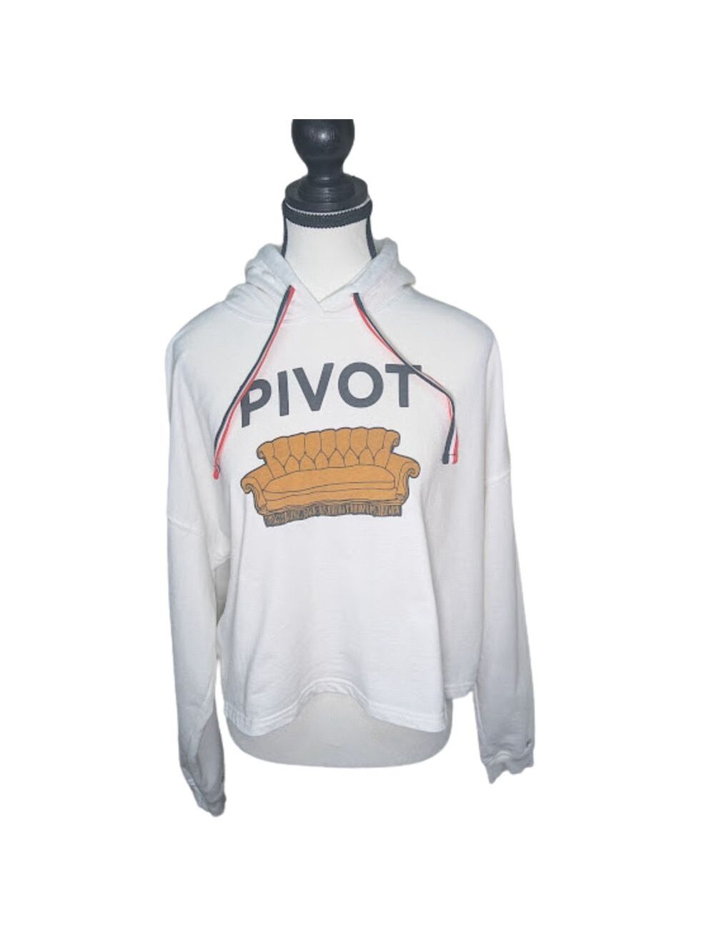 PIVOT! FRIENDS TV Show Graphic Hoodie – White Cropped Pullover – Women’s Size L